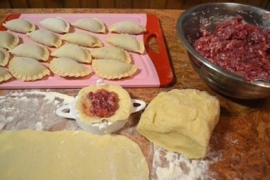 Тесто на кипятке для пельменей