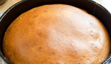 Быстрый пирог на молоке