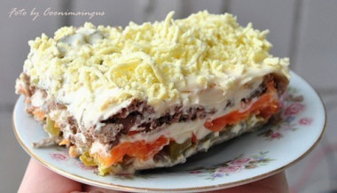 Салат слоеный "Печенкин"