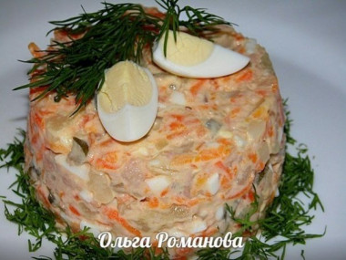 Салат с печенью трески