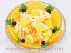  Салат из квашеной капусты с апельсинами