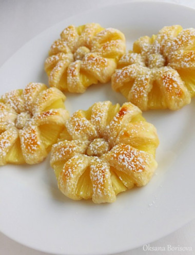  Пирожные "Ананасовые хризантемы"