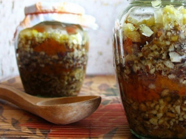 Паста Амосова для иммунитета курага изюм чернослив инжир мёд лимон