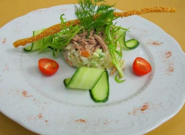 Салат  ОЛИВЬЕ с телятиной