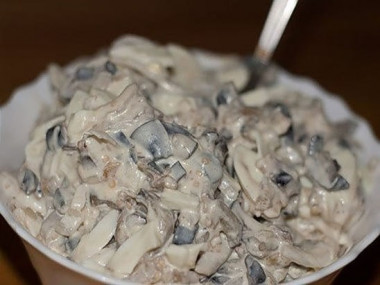 Вкусный салат из баклажанов