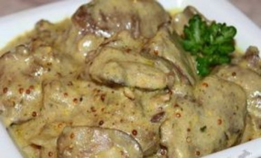 Куриная печень в кефирно-горчичном соусе