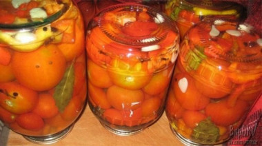 Маринованные остро-сладкие помидоры