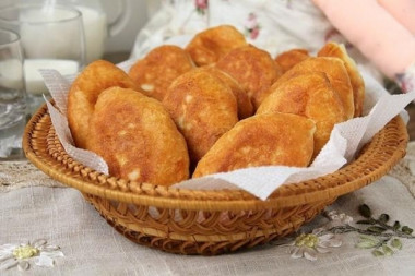 Пирожки жареные с любой начинкой