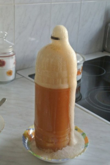 Рецепт кваса из бородинского хлеба.