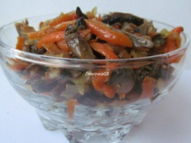 Салат из куриных желудков