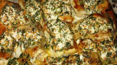 Хек, запеченный в картофельном кляре