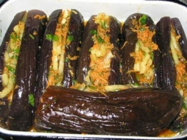 Фаршированные квашеные баклажаны