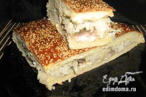 Пирог с рыбой и рисом