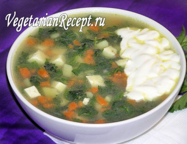 Суп из крапивы с сыром