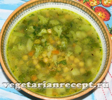 Суп из нута с брокколи
