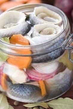 селёдочка маринованная с лимонным соком