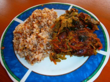 Куриная  печень, запеченная с черносливом