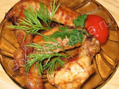 Куриные крылышки, запеченные с аджикой и майонезом