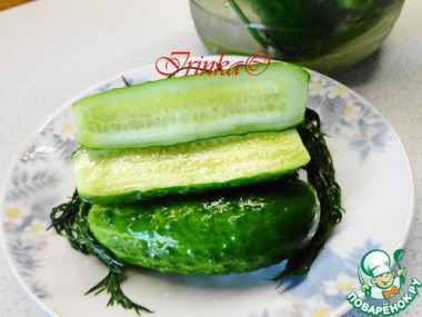 Быстрые малосольные на минералке