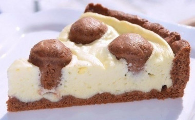 ПИРОГ С ТВОРОЖНЫМ КРЕМОМ