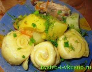 Штрудели с курицей и картошкой