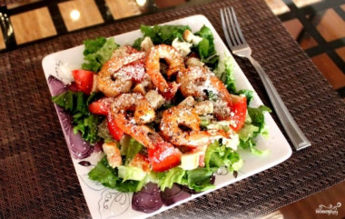 Салат "Цезарь" с креветками