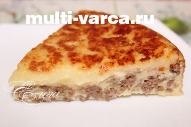 Картофельная запеканка с фаршем в мультиварке