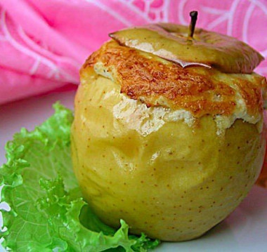 Печеные яблоки с творогом