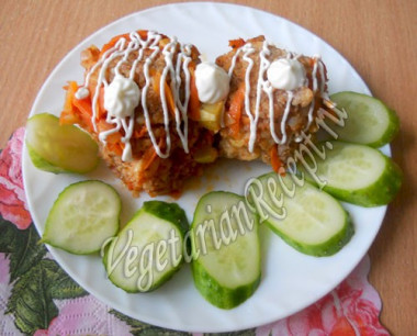 Вегетарианские тефтели в томатном соусе