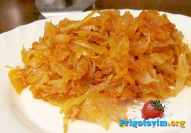 тушёная капуста...