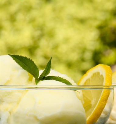 Лимонное сливочное мороженое