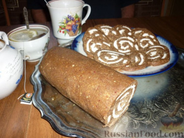 Рулет из печенья с зефиром (без выпечки)