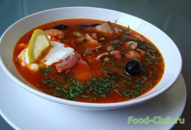 Мясная солянка в мультиварке