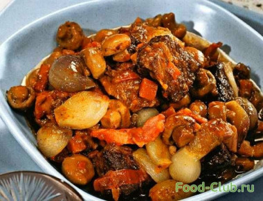 Говядина по-бургундски в мультиварке