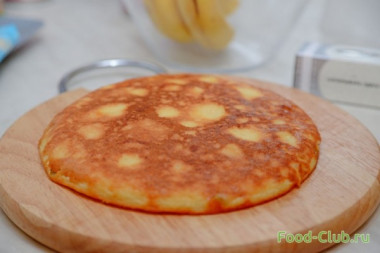 Запеканка творожная с яблоками в мультиварке