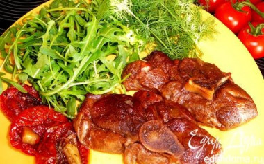 БАРАНИНА С РОЗМАРИНОМ В ВИНЕ В МУЛЬТИВАРКЕ