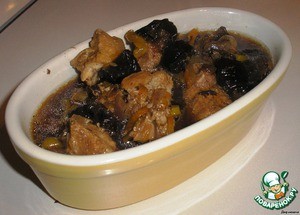 Свинина с черносливом