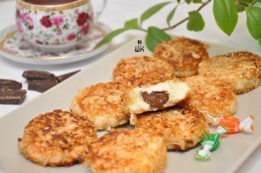 СЫРНИКИ К ЗАВТРАКУ