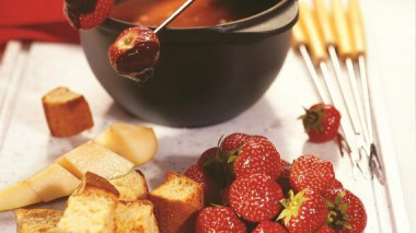 СЛАДКОЕ ФОНДЮ С ФРУКТАМИ ДЛЯ ФОНДЮ