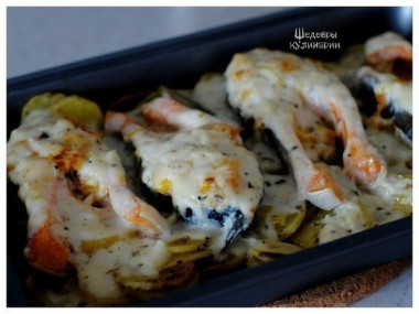 ФОРЕЛЬ ПОД ЧЕСНОЧНЫМ СОУСОМ 