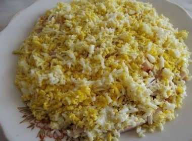 САЛАТ "ВИНОГРАДНАЯ ВЕТОЧКА" 