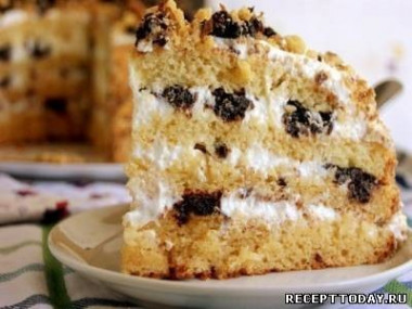 медовый торт со сметанным кремом...