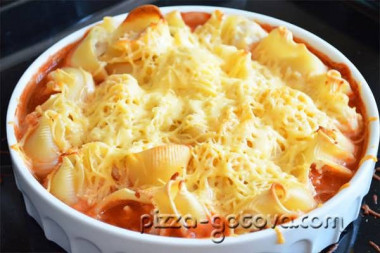 Ракушки фаршированные куриным фаршем