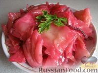 Капуста со свеклой по-корейски