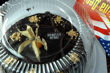  ТОРТ АНЖЕЛА ДЭВИС