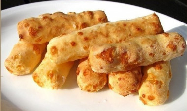 Сырные палочки из лаваша по-быстрому