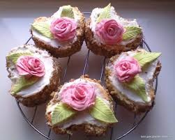 Пирожное из масляного бисквита 