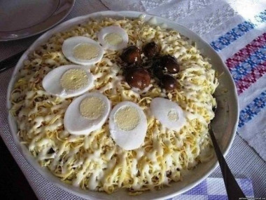 10 салатов с СЫРОМ