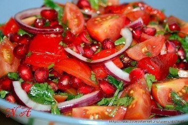 САЛАТ-ЗАКУСКА *КРАСНОЕ ТРИО*