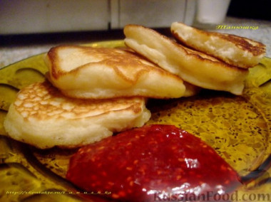 Воздушные оладьи на кефире (без яиц)